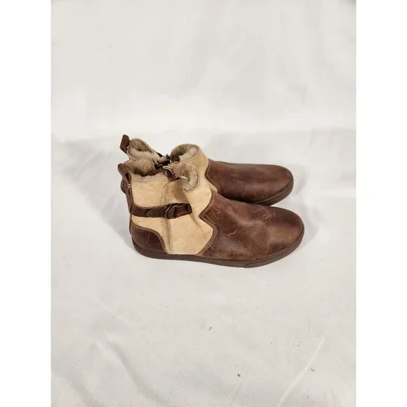 NWOB OluKai Womens Pehuea Hulu Boots Brown Wool Shearling Lined US/8 - Picture 2 of 11